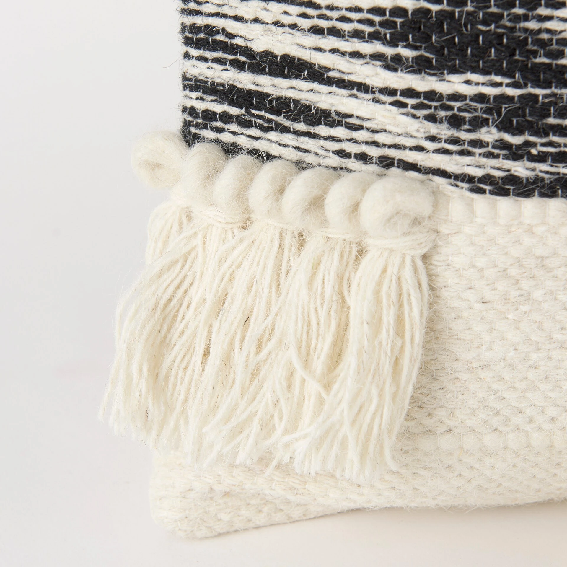 Outlet π Mercana Beardell Cream & Black W/ Tassels Decorative Pillow Cover π - Image 7