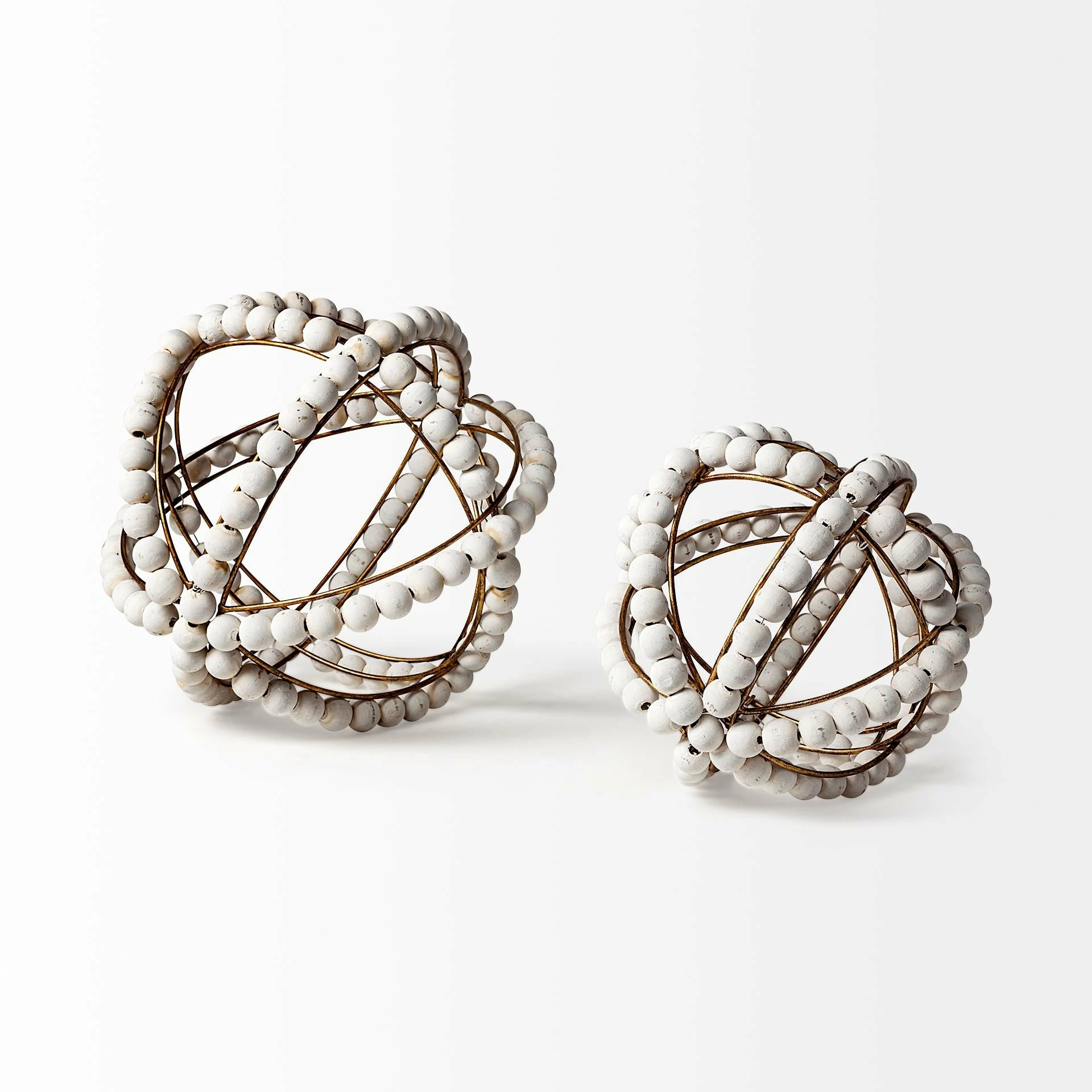 Brand new 😀 Mercana Espanlade I Small 9L X 9W White Wooden Beaded Orb 🥰 - Image 4