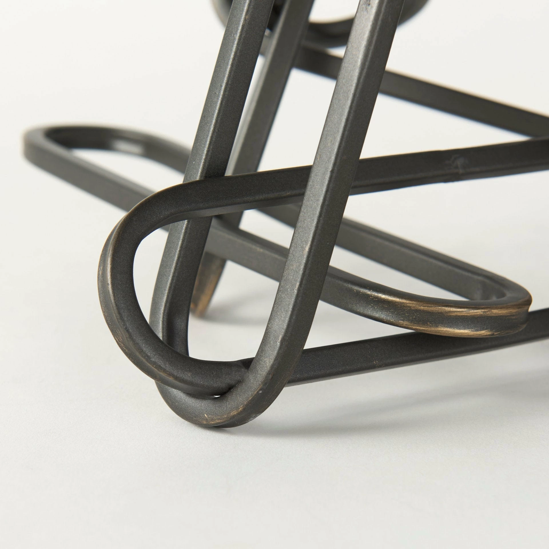 Coupon ๐ฏ Mercana Henderson 10.4L X 8.3W X 7.7H Black Metal Paperclip Decorative Object ๐ - Image 8