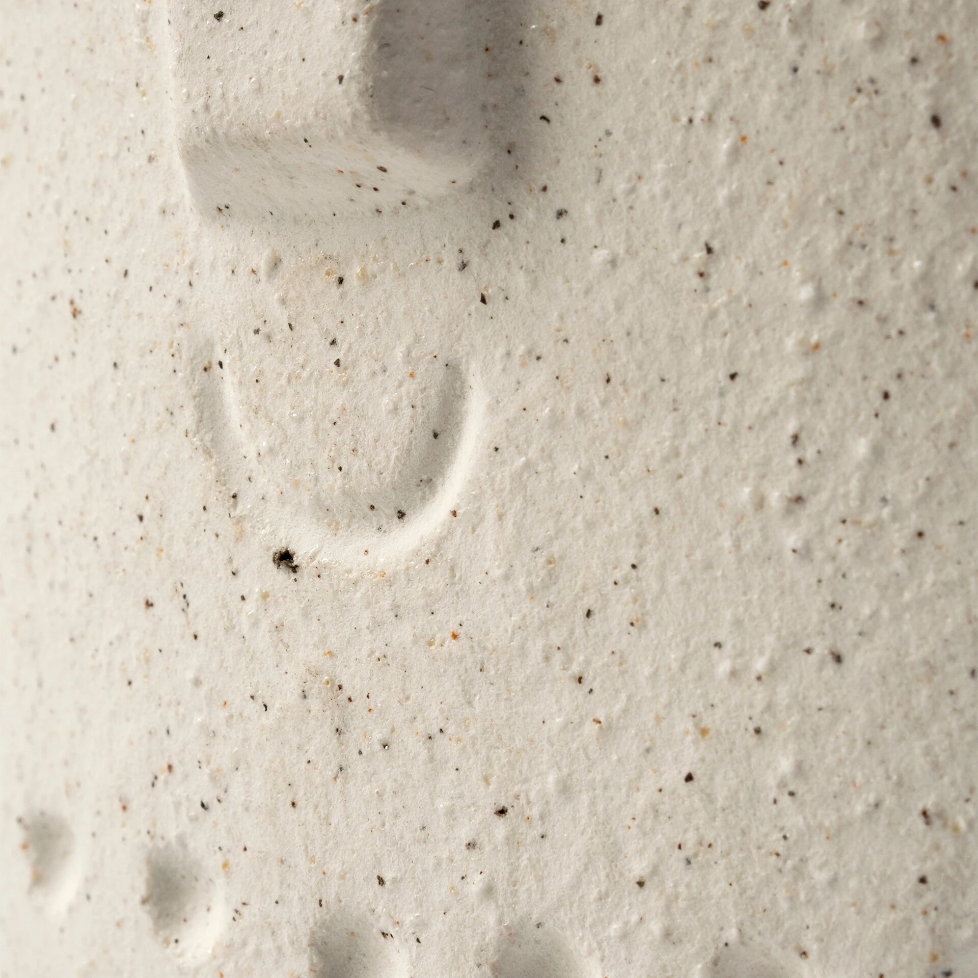 Promo ๐ Mercana Jacob I Short White Ceramic Smiling Face Vase โจ - Image 4