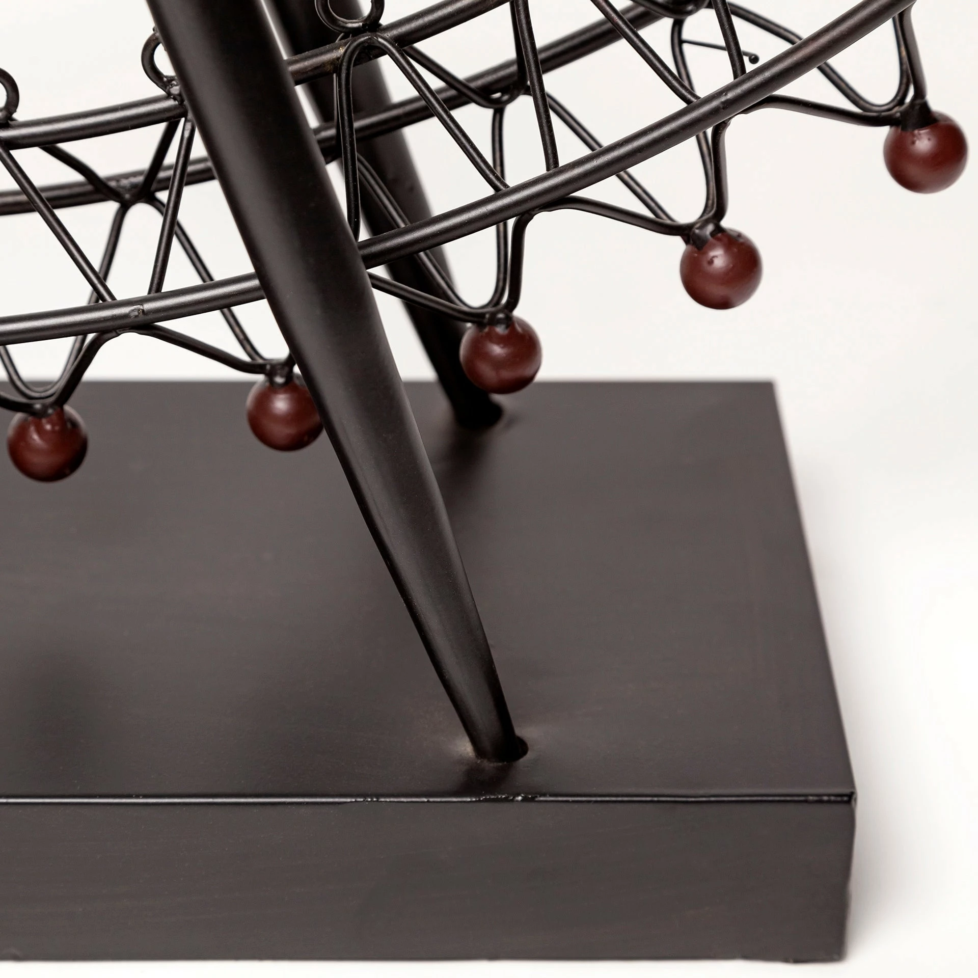 Flash Sale ๐ฏ Mercana London Eye Black Metal Ferris Wheel Decorative Object - 3.0L X 25.0W X 27.0H ๐ - Image 6