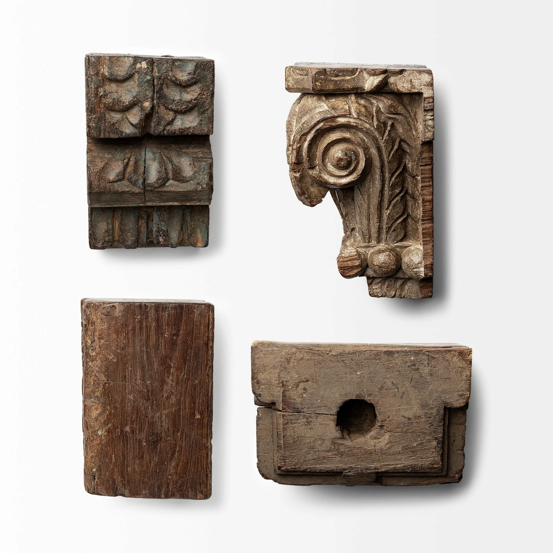 Best Sale ๐ Mercana Negundo Set Of 4 Antique Reclaimed Wooden Molding Wall Decor ๐ - Image 2
