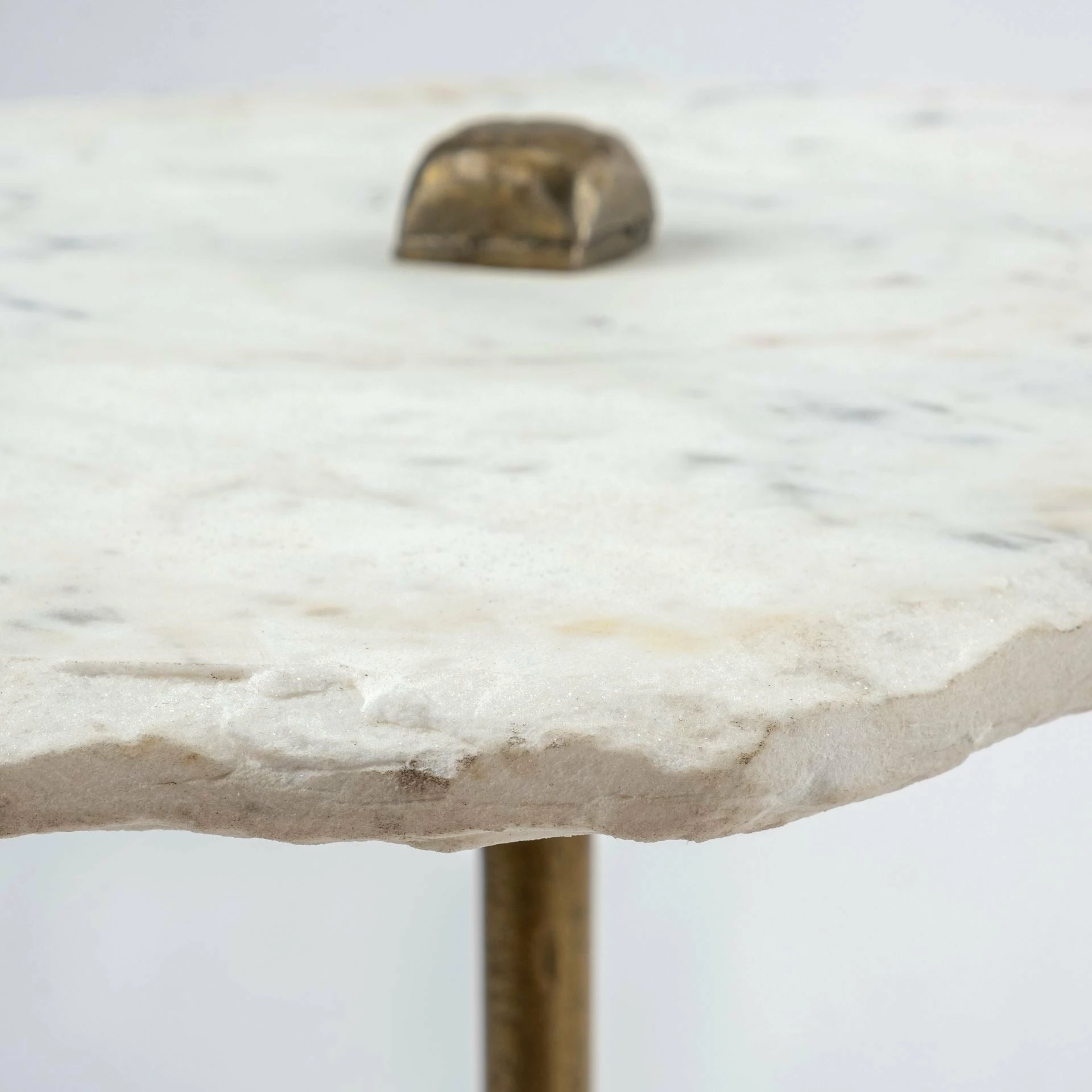 Brand new ๐ฅฐ Mercana Pinera II White Live Edge Marble Top W/ Gold Iron Base Accent Table - 19.0L X 19.0W X 23.0H โญ - Image 3
