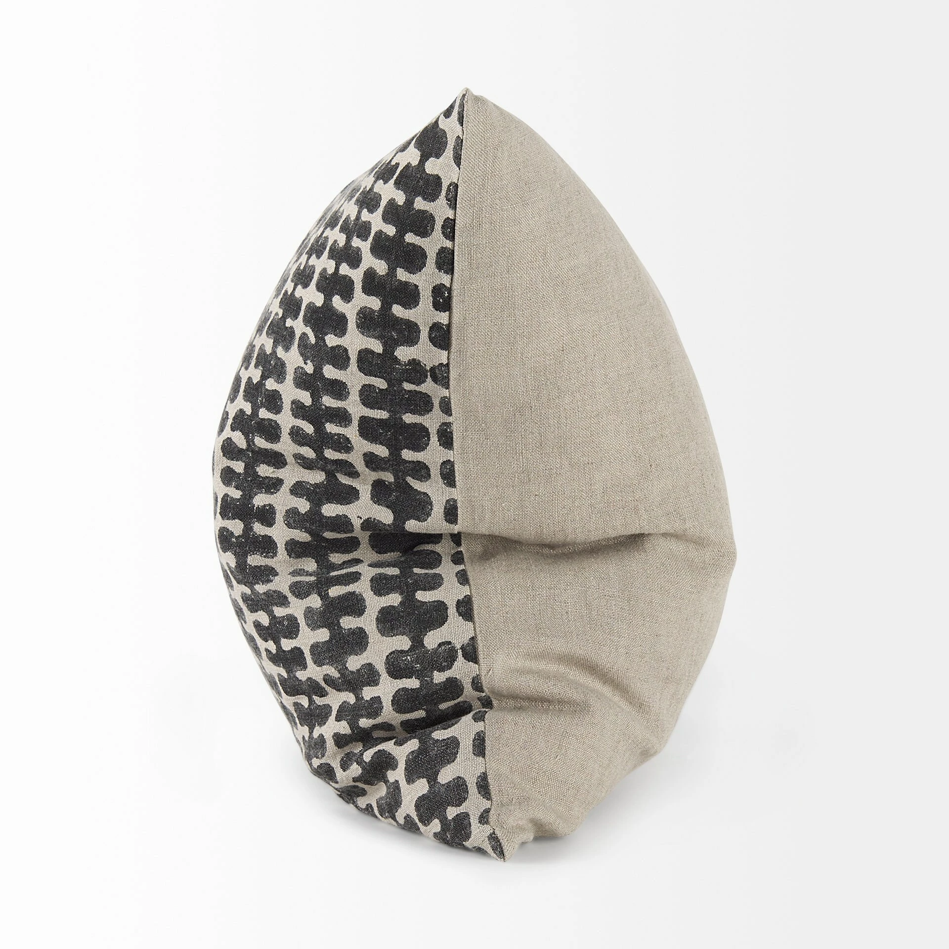 Buy 🧨 Mercana Miriam 13L X 21W Beige And Black Fabric Ikat Patterned Decorative Pillow Cover ✨ - Image 13