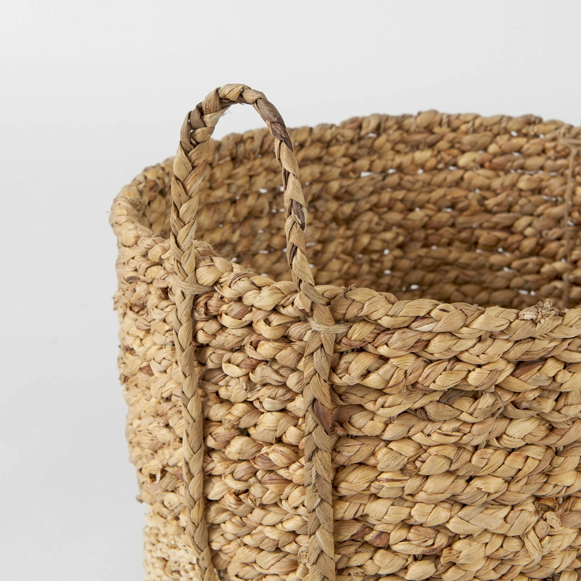 Best deal 🥰 Mercana Morocco 15.7L X 15.7 (Set Of 3) Brown Two Tone Water Hyacinth And Cornhusk Round Basket W/ Handles ⭐ - Image 4