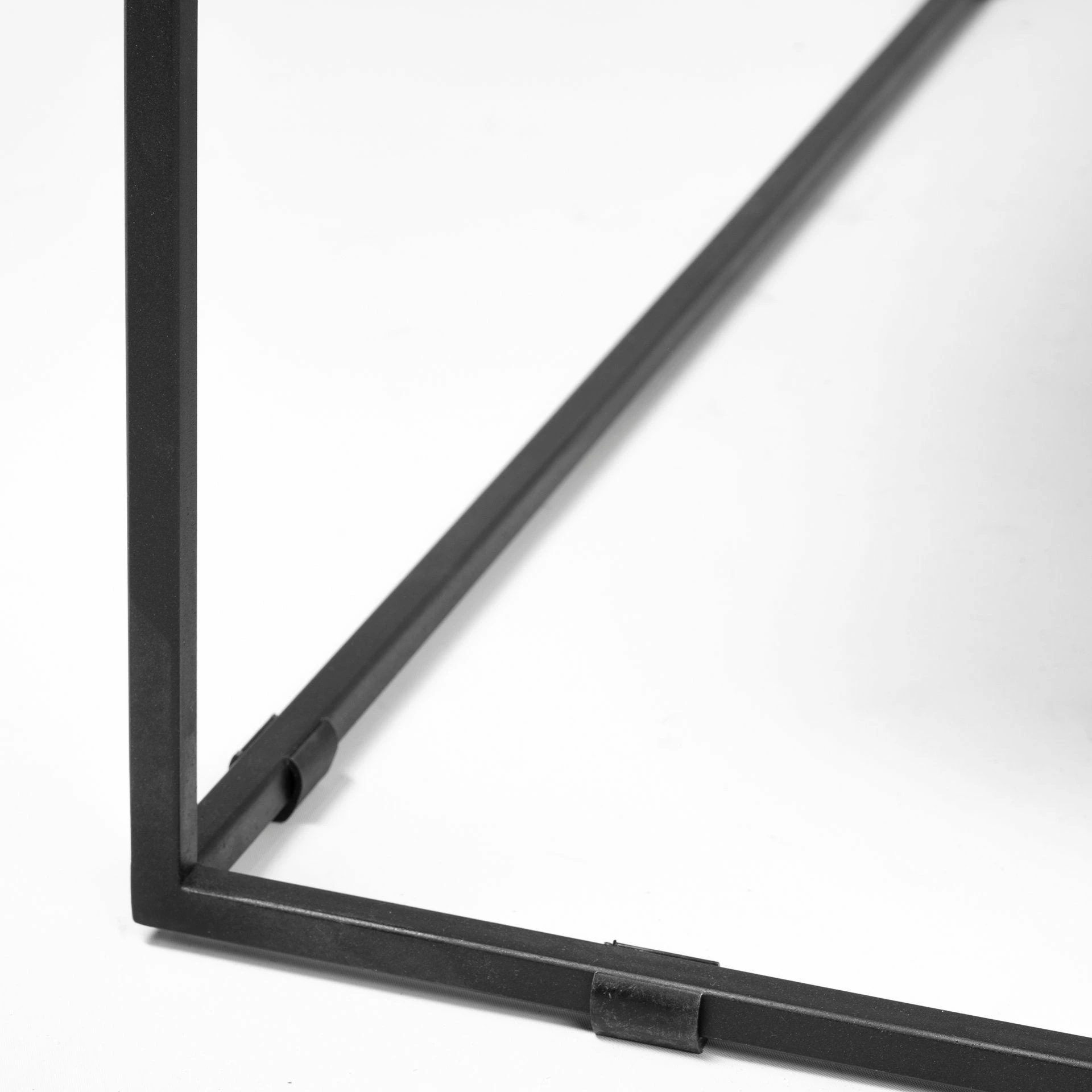 Best reviews of π Mercana Nathan II 18" X 20" Square Top White Marble And Black Metal End/Side Table β - Image 14